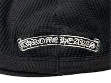 画像をギャラリービューアに読み込む, CHROME HEARTS クロムハーツ ビーニー ニットキャップ ダガー スクロールロゴ コットン ブラック アメリカ製 刺繍 美品 中古 67080