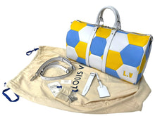 画像をギャラリービューアに読み込む, LOUIS VUITTON ルイヴィトン キーポル バンドリエール50 ボストンバッグ 2018 FIFA WORLD CUP ウクライナカラー 美品 中古 67083