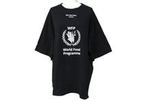 Load image into Gallery viewer, BALENCIAGA バレンシアガ World Food Programme WFP 半袖Ｔシャツ サイズM 541874 コットン ブラック 18AW 美品 中古 67090