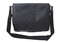 Load image into Gallery viewer, 新品同様 LOUIS VUITTON ルイヴィトン ダニエルGM ショルダーバック N58033 ダミエグラフィット シルバー金具 ブラック 中古 4c067113