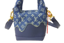 Load image into Gallery viewer, 新品同様品 LOUISVUITTON ルイヴィトン NIGO ジャパニーズクルーザー ハンドバッグ M45970 デニム トリヨン インディゴ 中古 67143