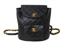 画像をギャラリービューアに読み込む, CHANEL シャネル マトラッセ リュック Wココマーク バックパック ココマーク 3番台 ラムスキン ブラック ゴールド金具 美品 中古 67182