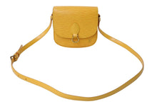 Load image into Gallery viewer, LOUIS VUITTON ルイヴィトン エピ ミニ サンクルー ショルダーバッグ M52219 イエロー ゴールド金具 良品 中古 67192