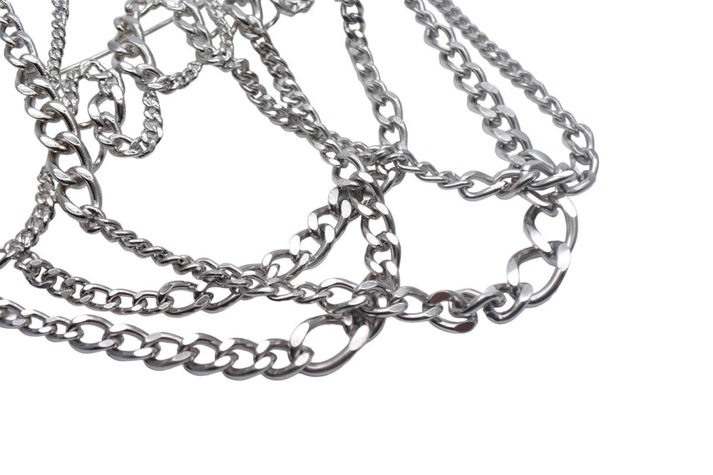 Very Good Condition CHANEL Logo Chain Brooch 06P Silver Metal Jewelry Accessory Small Item Silver Hardware Used 67294