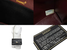 画像をギャラリービューアに読み込む, 極美品 CHANEL シャネル Wフラップ マトラッセ25 チェーンショルダーバッグ ラムスキン 2番台 ブラック ゴールド金具 中古 67298