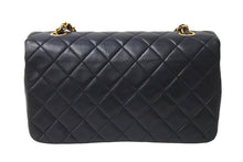 画像をギャラリービューアに読み込む, 極美品 CHANEL シャネル マトラッセ フルフラップ ショルダーバッグ ココマーク 1番台 ラムスキン ブラック ゴールド金具 中古 67302