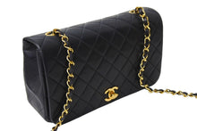 画像をギャラリービューアに読み込む, 極美品 CHANEL シャネル マトラッセ フルフラップ ショルダーバッグ ココマーク 1番台 ラムスキン ブラック ゴールド金具 中古 67302