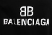 Load image into Gallery viewer, BALENCIAGA バレンシアガ モザイクピクセルドットロゴプリント Tシャツ コットン ブラック ホワイト サイズXS 美品 中古 67333