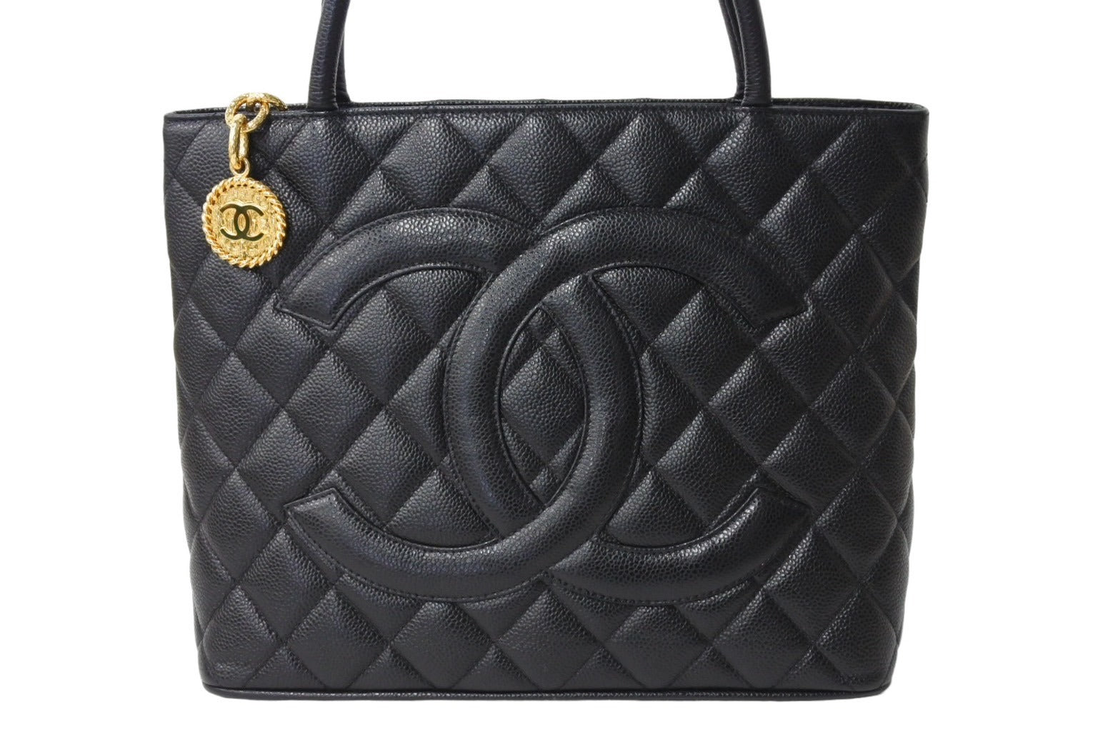 極美品 CHANEL シャネル 1804 復刻トートバッグ ハンドバッグ 7番台 グレインドカーフスキン ブラック シルバー金具 中古 67335 –  Casanova Vintage