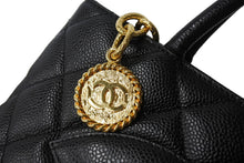 画像をギャラリービューアに読み込む, 極美品 CHANEL シャネル 1804 復刻トートバッグ ハンドバッグ 7番台 グレインドカーフスキン ブラック シルバー金具 中古 67335
