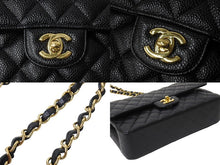 画像をギャラリービューアに読み込む, 極美品 CHANEL シャネル Wフラップ 25 ショルダーバッグ キャビアスキン 24番台 マトラッセ ゴールド金具 ブラック 中古 67362