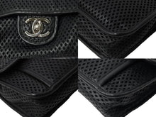 Load image into Gallery viewer, CHANEL シャネル フレンチリビエラ ショルダーバッグ A67652 パンチング 17番台 2013年 ブラック シルバー金具 美品 中古 67378