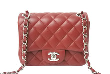 画像をギャラリービューアに読み込む, 極美品 CHANEL シャネル ミニマトラッセ チェーンショルダーバッグ ダークレッド ココマーク 28番台 レザー シルバー金具 中古 67379