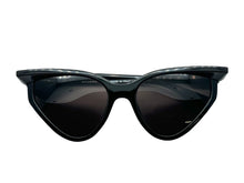 画像をギャラリービューアに読み込む, 極美品 BALENCIAGA バレンシアガ サングラス サイズ56□19-140 キャットアイ BB0101S ブラック アセテート 中古 67403