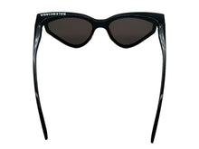 画像をギャラリービューアに読み込む, 極美品 BALENCIAGA バレンシアガ サングラス サイズ56□19-140 キャットアイ BB0101S ブラック アセテート 中古 67403