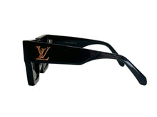 Load image into Gallery viewer, LOUIS VUITTON ルイヴィトン サングラス サイクロン Z1578E モノグラムフラワー アセテート スワロフスキー ブラック 美品 中古 67420