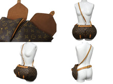 画像をギャラリービューアに読み込む, 激レア LOUIS VUITTON ルイヴィトン ヴィヴィアンウエストウッド 7デザイナーズ サックフォキュ モノグラムバッグ バナナ型 バムバッグ 1996年 ブラウン 美品 中古 67491