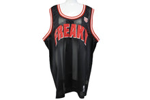 Load image into Gallery viewer, FUBU フブ タンクトップ ゲームシャツ バスケワッペン ヴィンテージ サイズL ブラック レッド ホワイト メッシュ 美品 中古 67492