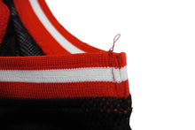 Load image into Gallery viewer, FUBU フブ タンクトップ ゲームシャツ バスケワッペン ヴィンテージ サイズL ブラック レッド ホワイト メッシュ 美品 中古 67492