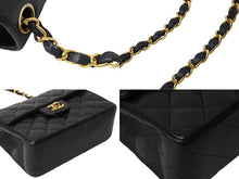 画像をギャラリービューアに読み込む, CHANEL シャネル チェーンショルダーバッグ 8番台 ミニマトラッセ ラムスキン ゴールド金具 ブラック 美品 中古 67541