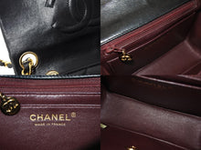 画像をギャラリービューアに読み込む, CHANEL シャネル チェーンショルダーバッグ 8番台 ミニマトラッセ ラムスキン ゴールド金具 ブラック 美品 中古 67541