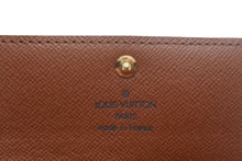Load image into Gallery viewer, 極美品 LOUIS VUITTON ルイヴィトン キーケース ミュルティクレ 6 M62630 モノグラムキャンバス ゴールド金具 ブラウン 中古 67550
