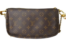 Load image into Gallery viewer, 極美品 LOUIS VUITTON ルイヴィトン ミュルティポシェット アクセソワール カーキ ショルダーバッグ モノグラム M44813 中古 67573
