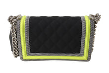 画像をギャラリービューアに読み込む, 極美品 CHANEL シャネル マトラッセ ボーイシャネル チェーンウォレットショルダーバッグ 22番台 ファブリックメッシュ 中古 67575