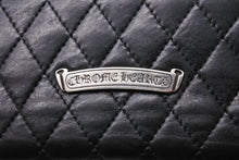 画像をギャラリービューアに読み込む, CHROME HEARTS クロムハーツ 三つ折りウェーブウォレット クロスボールボタン キルティング ブラック シルバー925 美品 中古 67601