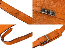 Load image into Gallery viewer, HERMES エルメス ショルダーバッグ ジプシエール28 □Q シルバー金具 トリヨンクレマンス フー 美品 中古 67611