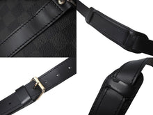画像をギャラリービューアに読み込む, LOUIS VUITTON ルイ ヴィトン キーポル バンドリエール45 ボストンバッグ N41418 ダミエグラフィット ブラック 美品 中古 67624