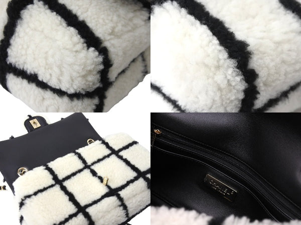 極美品 CHANEL シャネル チェーンショルダーバッグ ムートン AS2754 2021AW ボーダー ホワイト ブラック ゴールド金具 中古 67633