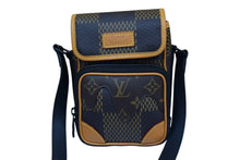 Load image into Gallery viewer, 極美品 LOUIS VUITTON ルイヴィトン アマゾン メッセンジャー ショルダーバッグ N40357 ダミエ エベヌ モノグラム NIGO 中古 4c067652