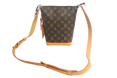 新品同様 LouisVuitton ルイヴィトン ディスイズノット ホーボー クルーザーPM ショルダーバッグ M46241 ICタグ 中古 4c067653