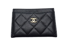 画像をギャラリービューアに読み込む, Chanel シャネル キャビアスキン マトラッセ カードケース ブラック 26番台 美品 中古 4c067696
