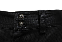 画像をギャラリービューアに読み込む, CHROME HEARTS クロムハーツ スカート クロスボタン ダガージップ レザー シルバー金具 ブラック 美品 中古 67704
