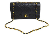 画像をギャラリービューアに読み込む, CHANEL シャネル マトラッセ 23 Wフラップ チェーン ショルダーバッグ ブラック 1番台 ラムスキン ココマーク ゴールド金具 美品 中古 67715