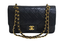 画像をギャラリービューアに読み込む, CHANEL シャネル マトラッセ 25 ショルダーバッグ ダブルフラップ 3番台 ラムスキン ブラック ゴールド 美品 中古 67716