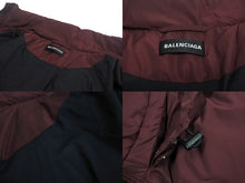 Load image into Gallery viewer, 極美品 BALENCIAGA バレンシアガ ダウンジャケット 556240 サイズ 46 ワインレッド ポリエステル 中古 4c067920