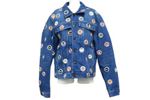 Load image into Gallery viewer, 新品未使用 BURBERRY バーバリー Bottle Cap Detail Denim Jacket ボトル キャップ ディテール デニム ジャケット 4559059 サイズ50 中古 4c067960