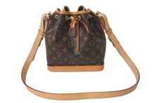 Load image into Gallery viewer, Louis Vuitton ルイヴィトン ショルダーバッグ プチノエ モノグラム M40818 ブラウン ゴールド金具 美品 中古 4c067965