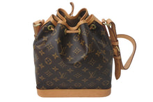 Load image into Gallery viewer, Louis Vuitton ルイヴィトン ショルダーバッグ プチノエ モノグラム M40818 ブラウン ゴールド金具 美品 中古 4c067965