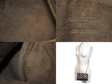 Load image into Gallery viewer, LOUIS VUITTON ルイヴィトン ミニスピーディ２WAY ショルダーバッグ M92644 モノグラムマルチカラー ブラック ハンドバッグ 村上隆 美品 中古 4c068087