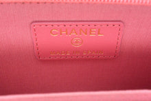 Load image into Gallery viewer, CHANEL シャネル ココマーク コインケース ピンク 26番台 ラウンド レザー ロゴ ウォレット 財布 ゴールド金具 美品 中古 4c068170