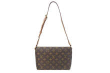 Load image into Gallery viewer, LOUIS VUITTON ルイヴィトン モノグラム ミュゼットタンゴ ショルダーバッグ M51388 ロゴ 斜め掛け 鞄 ゴールド金具 中古 4c068181