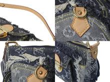 Load image into Gallery viewer, 極美品 LOUIS VUITTON ルイヴィトン モノグラムデニム パウチィ ワンショルダーバッグ ブラック M95383 中古 4c068250