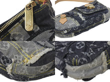 Load image into Gallery viewer, 極美品 LOUIS VUITTON ルイヴィトン モノグラムデニム パウチィ ワンショルダーバッグ ブラック M95383 中古 4c068250