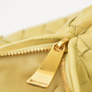 極美品 BOTTEGA VENETA ボッテガヴェネタ ホーボー ショルダーバッグ Jumbo Jodie ジャンボ ジョディ イントレチャート ナパ バッグ ブラウン イエロー 中古 4a006852