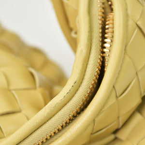 極美品 BOTTEGA VENETA ボッテガヴェネタ ホーボー ショルダーバッグ Jumbo Jodie ジャンボ ジョディ イントレチャート ナパ バッグ ブラウン イエロー 中古 4a006852