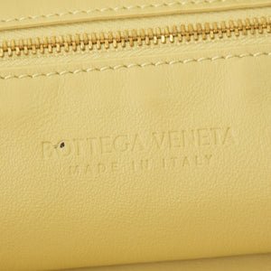 極美品 BOTTEGA VENETA ボッテガヴェネタ ホーボー ショルダーバッグ Jumbo Jodie ジャンボ ジョディ イントレチャート ナパ バッグ ブラウン イエロー 中古 4a006852